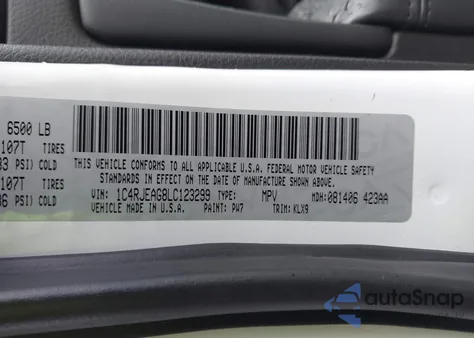 2020 Jeep Grand Cherokee Altitude 4X2 z USA, uszkodzony, nr VIN 1C4RJEAG8LC123299